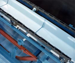 TKV tray conveyor was designed for handling problem materials.