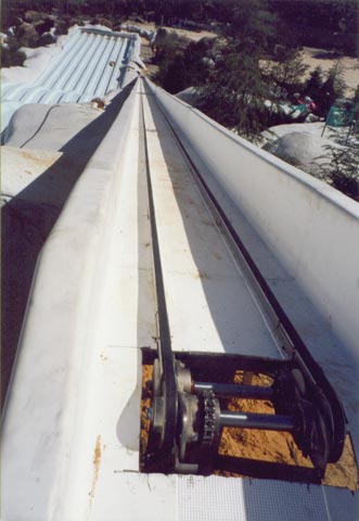 Here is the top view and it also shows the drive mechanism.